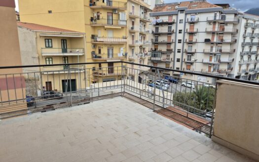Termini Imerese: appartamento via Bevuto