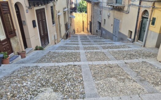 Termini Imerese: casa indipendente via Vincenzo La Barbera